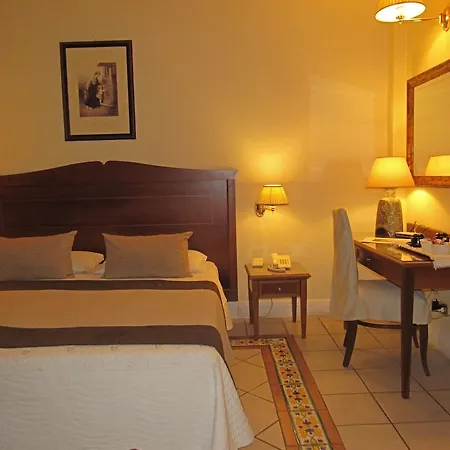 Akropolis - Museum ホテル タラント