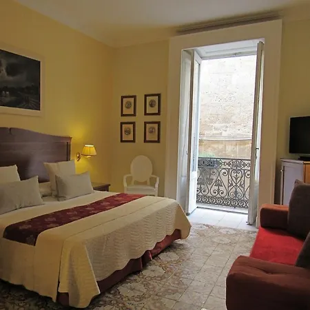 Akropolis - Museum タラント