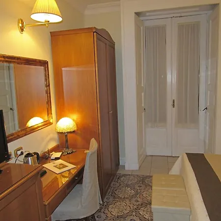 Akropolis - Museum Hotel 4*