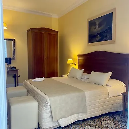 Akropolis - Museum 4*