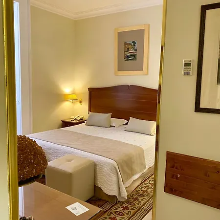 ホテル Akropolis - Museum