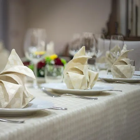 ホテル Akropolis - Museum