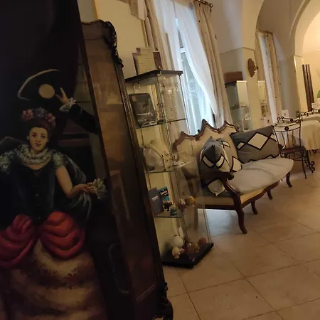 ホテル Akropolis - Museum 4*