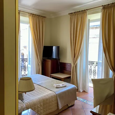 ホテル Akropolis - Museum タラント