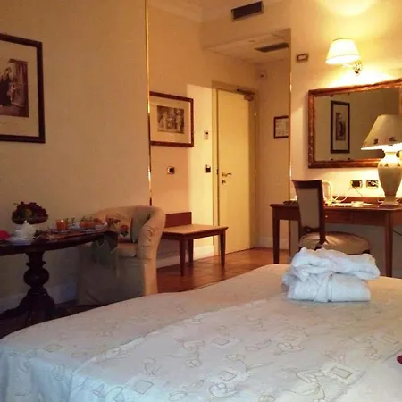 Akropolis - Museum 4* Taranto